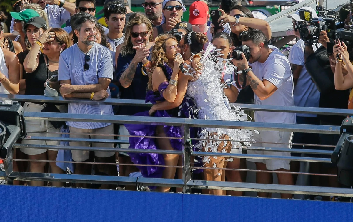Carnaval no Campo Grande por Arisson Marinho