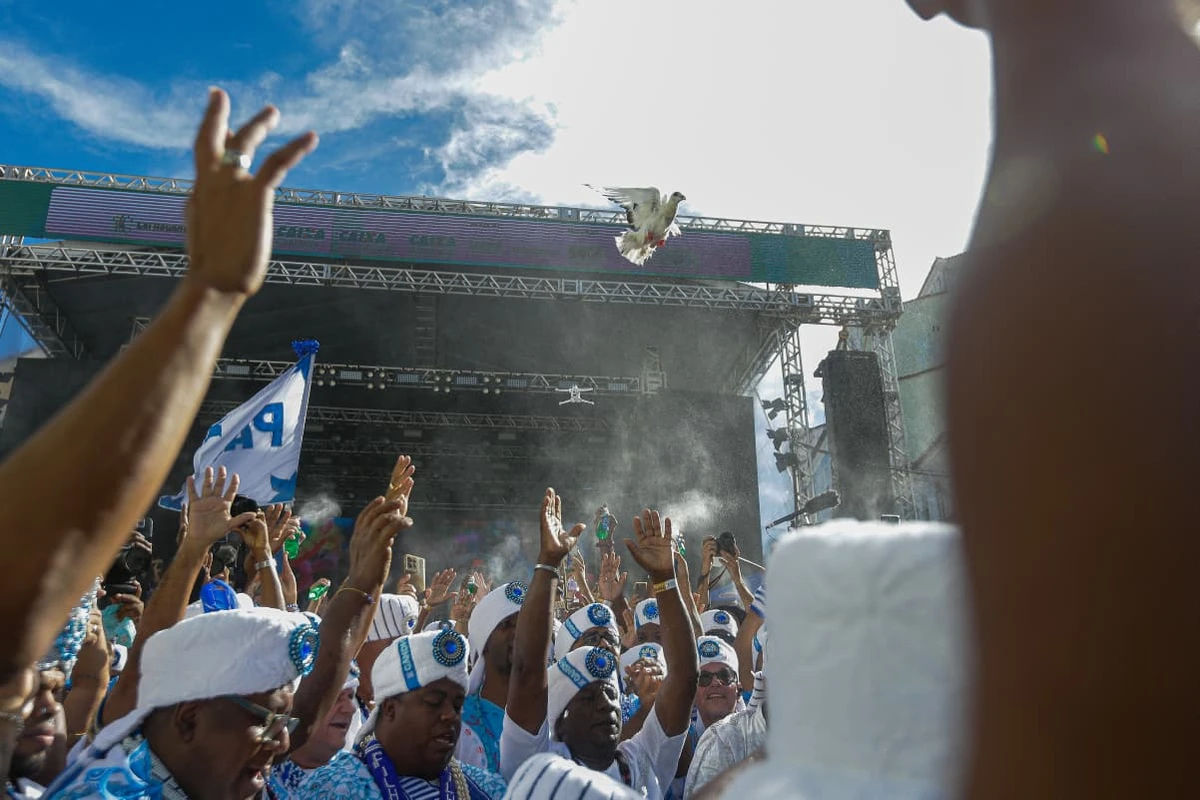 Carnaval no Campo Grande por Arisson Marinho