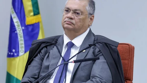 Decisão de Dino sobre penduricalhos pode embasar veto de Lula a reajuste de servidores do Legislativo. por Foto: Rosinei Coutinho/STF