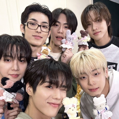 Grupo de K-pop, 82MAJOR por Divulgação 