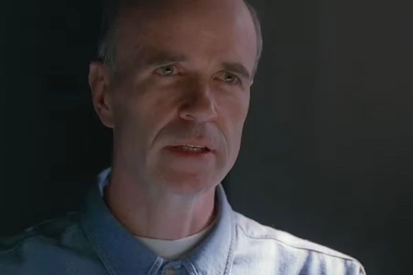 Tom Noonan na série Arquivo X (1993)