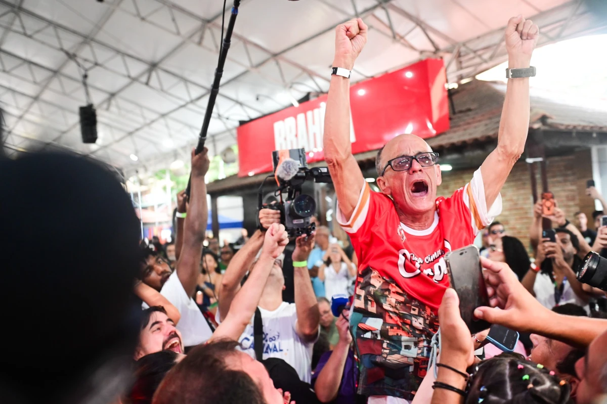 Viradouro é campeã por Leo Franco / AgNews