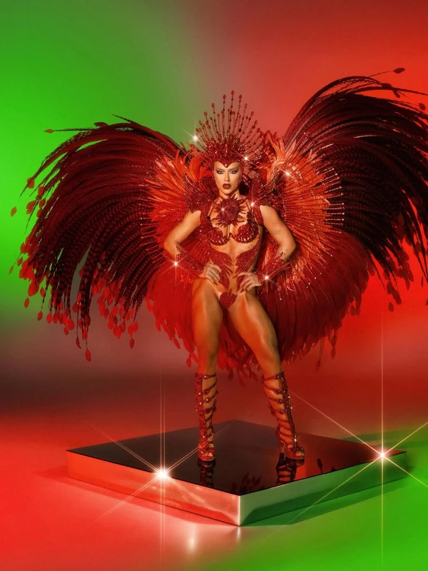 Virginia Fonseca mostra fantasia tecnológica de 15 kg para estreia na Grande Rio por Reprodução/Instagram