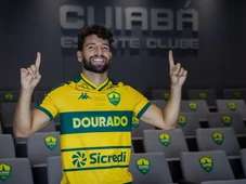 Imagem - Volante que fracassou no Vitória é anunciado por clube da Série B