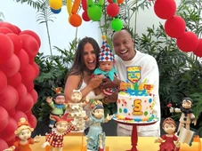 Imagem - Thiaguinho e Carol Peixinho comemoram 'mêsversário' do filho Bento