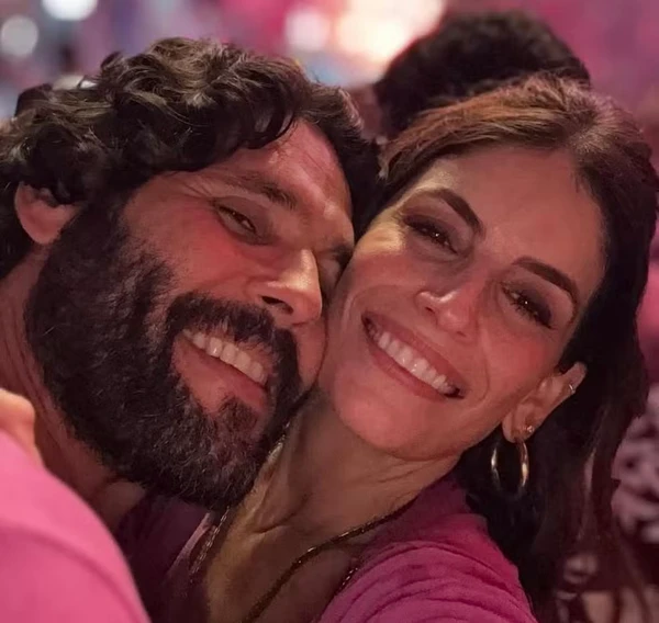 Dudu Azevedo e Fernanda Mader no Carnaval de Salvador por Reprodução