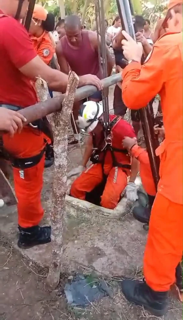 Resgate foi realizado pelo Corpo de Bombeiros por Divulgação