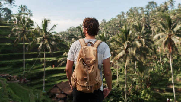  Aos 22 anos, fotógrafo de Espinho já visitou 30 nações focando em experiências reais e voluntariado