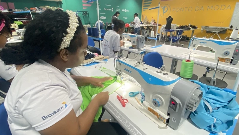 Imagem - Ponto da Moda abre inscrições para curso profissionalizante gratuito de Costura Industrial