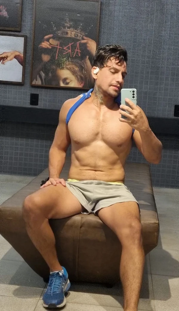 Arquiteto denunciou homofobia nas redes sociais por Reprodução