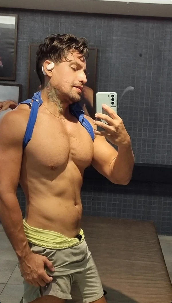 Arquiteto denunciou homofobia nas redes sociais por Reprodução