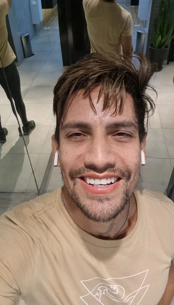 Arquiteto denunciou homofobia nas redes sociais por Reprodução