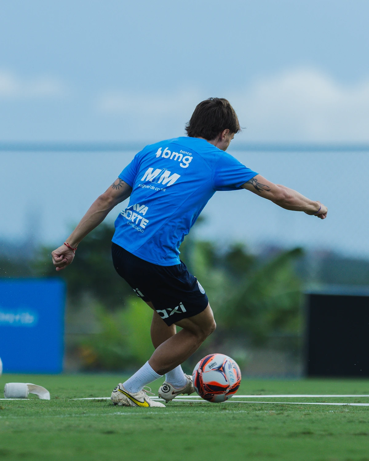 Elenco do Bahia realizou apenas uma sessão de treino antes de enfrentar o Atlético de Alagoinhas por Letícia Martins/ECB