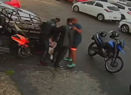 Foliões agredidos no Cabula por Reprodução