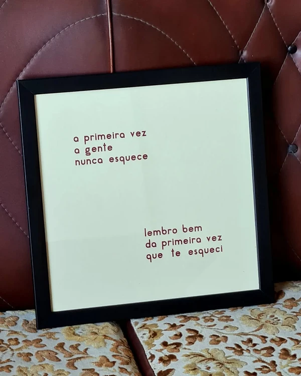 Tiago West e suas obras por Reprodução/ Redes sociais