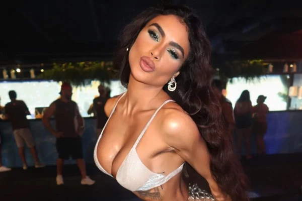 Natacha Horana, musa da Gaviões da Fiel por Reprodução