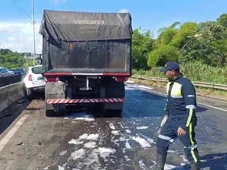 Imagem - Acidente envolvendo 13 veículos deixa seis pessoas feridas na BR 324; trecho foi interditado