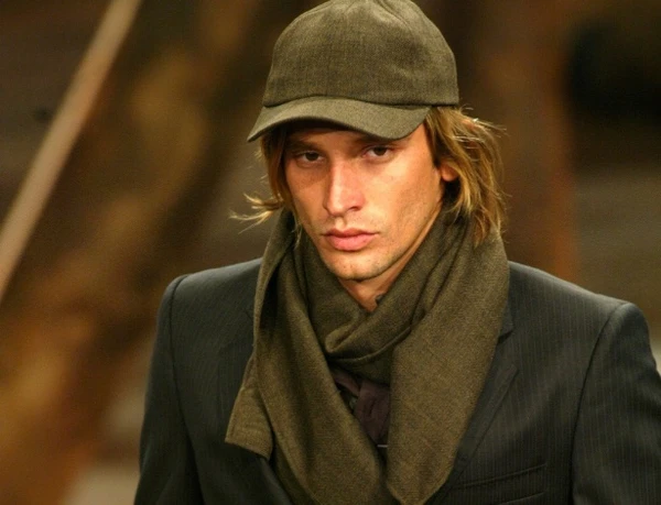 Das passarelas para o crime: ex-modelo internacional é preso por suspeita de tráfico de drogas em festas de luxo por Reprodução