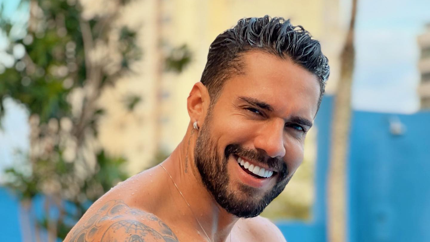 Ex-BBB Bil Araújo por Reprodução/Redes Sociais 