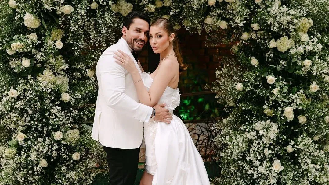 Ex-BBB Bil Araújo se casa com Adriana Yanca por Reprodução/Redes Sociais 