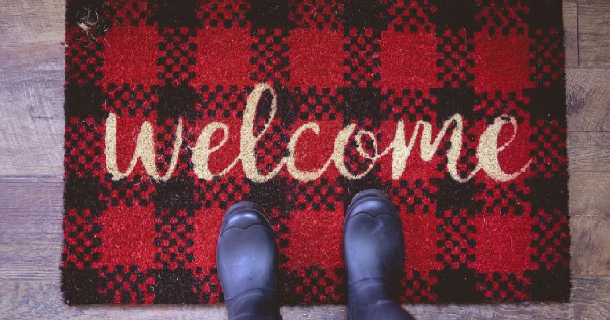 Imagem - Adeus, tapete na entrada: veja o que os arquitetos estão usando na entrada das casas modernas