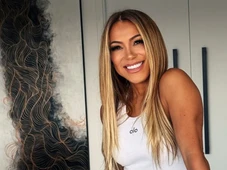 Imagem - Piscina com TV gigante e sala ampla: ex-esposa de Hulk, Iran Ângelo mostra nova mansão em Belo Horizonte