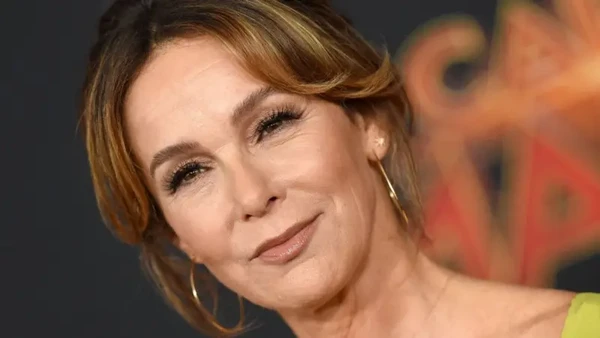 A atriz Jennifer Grey em imagem de 2019 por Reprodução/Getty Images