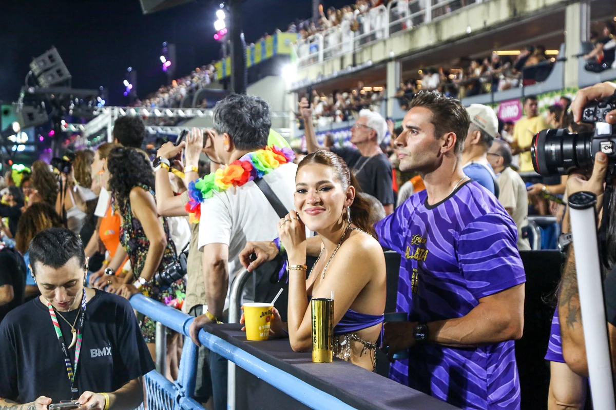 Ana Clara e Felipe Aranda no Desfile das Campeãs na Sapucaí por Dilson Silva/AgNews