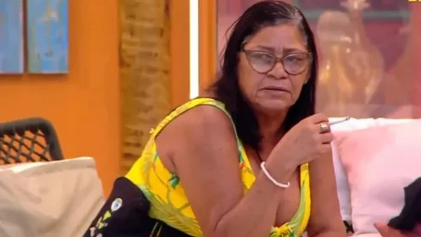Dona Delma é ex-BBB por Reprodução/Redes Sociais 