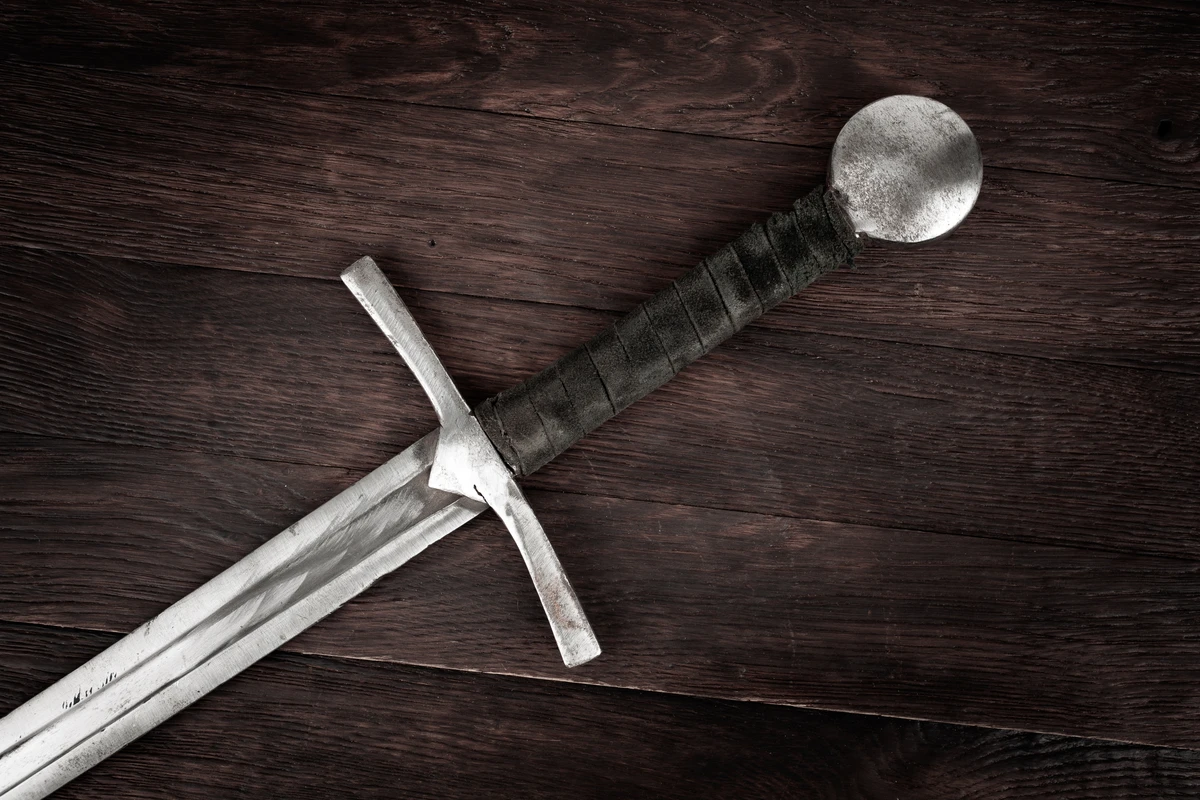 Espadas por Shutterstock/Reprodução