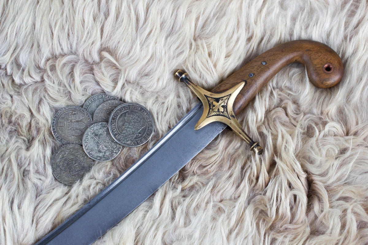 Espadas por Shutterstock/Reprodução