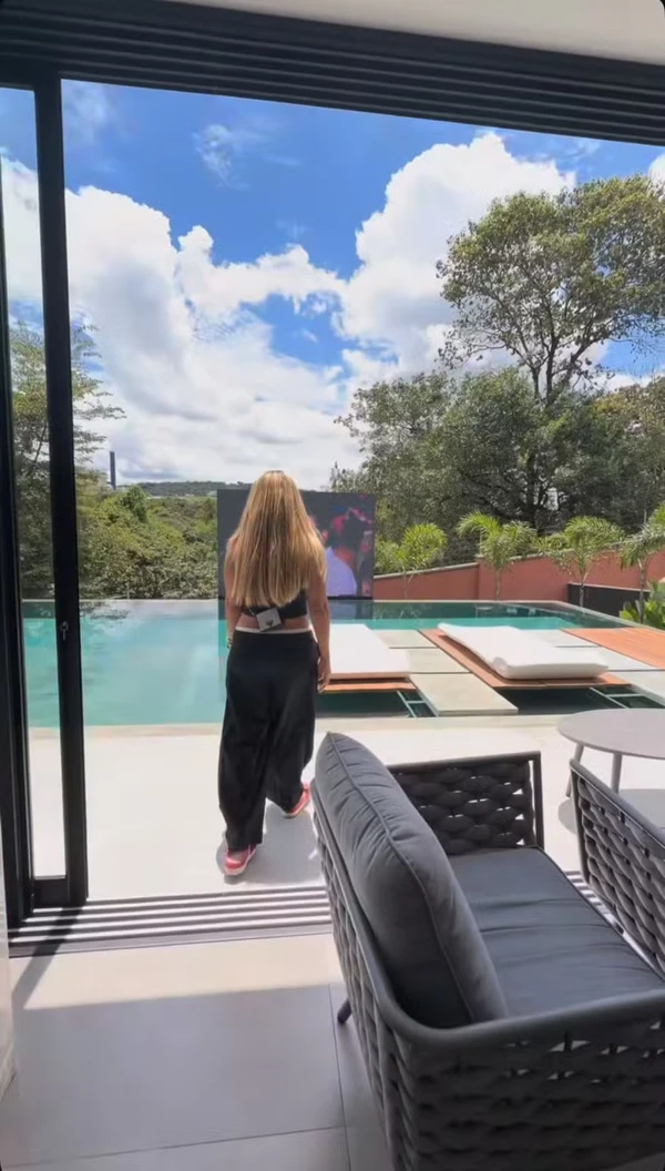 Iran Ângelo mostra nova casa em Belo Horizonte por Reprodução/Instagram