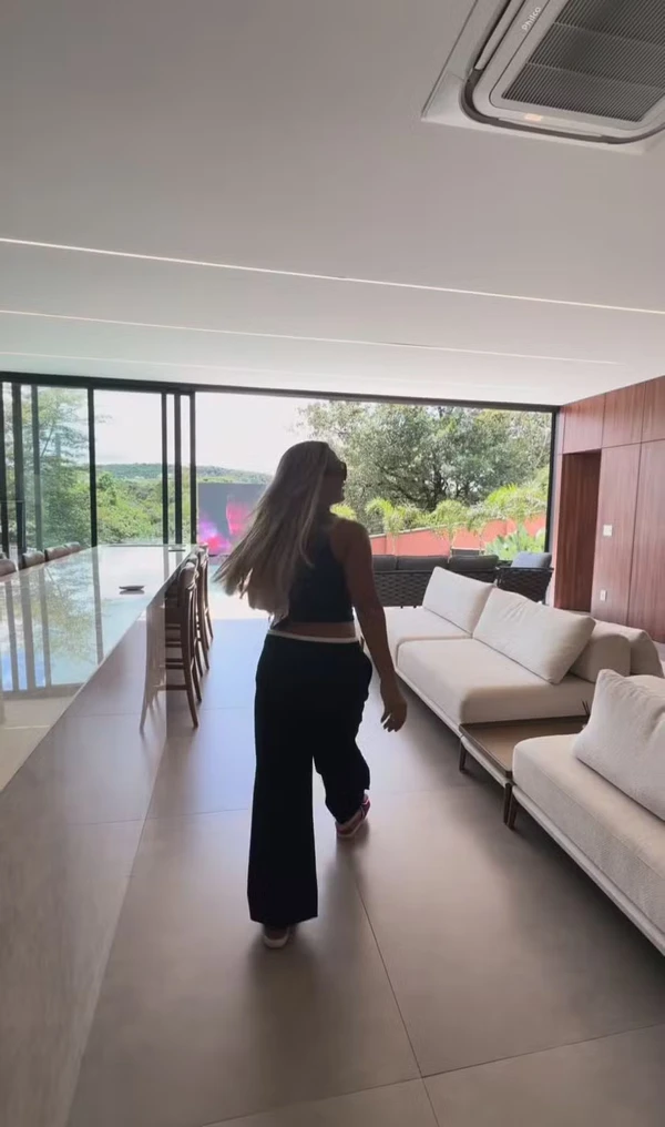 Iran Ângelo mostra nova casa em Belo Horizonte por Reprodução/Instagram