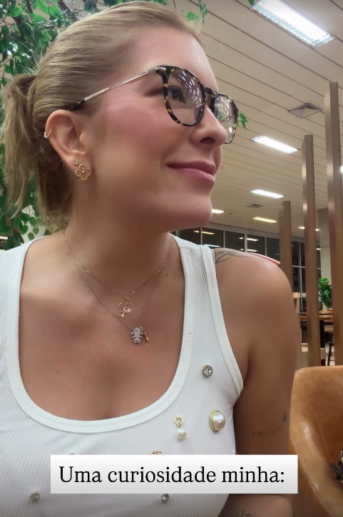 Lore Improta e o Big Mac por Reprodução/Instagram