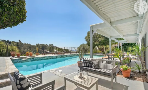 Mansão de Isis Valverde e Marcus Buaiz por Reprodução