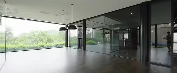 Mansão de Maíra Cardi e Thiago Nigro por Reprodução