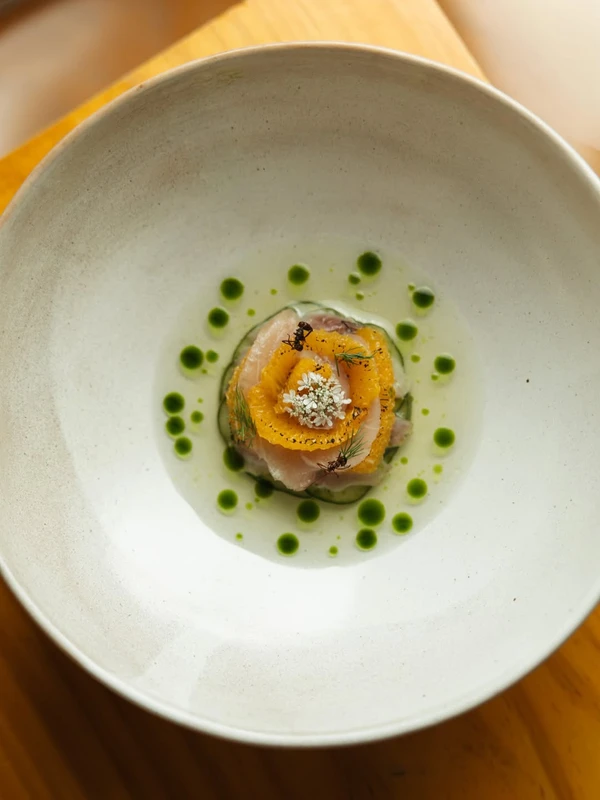 Pratos do restaurante Metzi por Reprodução/Instagram