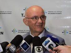 Imagem - Desembargador do Nordeste tem remuneração de R$ 384 mil e ganha oito vezes mais que ministros do STF