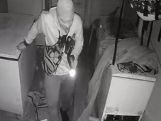 Imagem - Antes de turistas serem baleadas, restaurante foi invadido e teve prejuízo de R$ 300 mil em destino no sul da BA