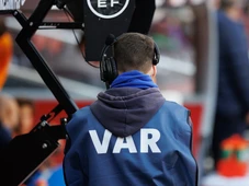 Imagem - Marido se revolta com decisão do VAR e acaba esfaqueado pela esposa