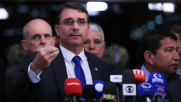 Flávio Bolsonaro por Lula Marques/ Agência Brasil