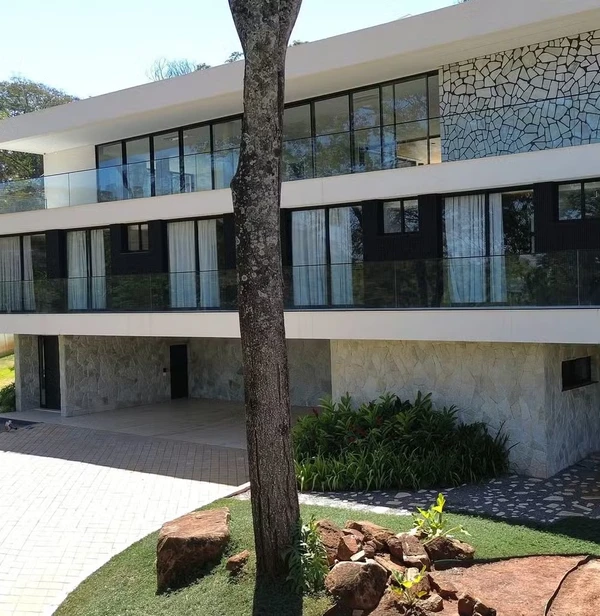 Mansão onde Zé Felipe morava por Reprodução