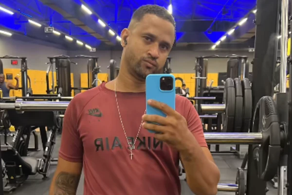 Moisés foi morto a tiros na Calçada por Reprodução