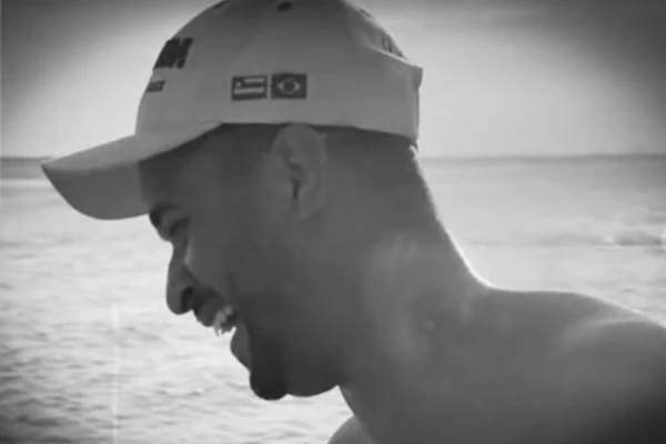 Moisés foi morto a tiros na Calçada por Reprodução