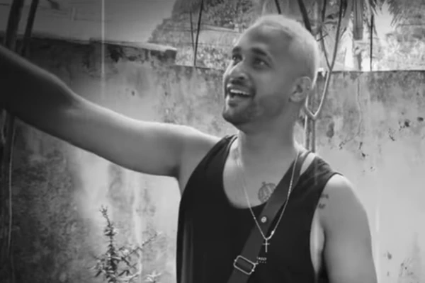 Moisés foi morto a tiros na Calçada por Reprodução