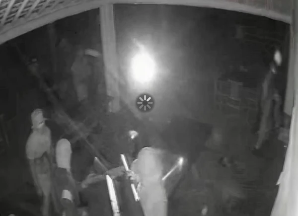 Restaurante foi roubado durante a madrugada em destino turístico da Bahia por Reprodução 