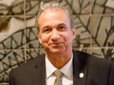 Imagem - Primo denuncia tentativa de abuso de desembargador após absolvição de réu por estupro de menina de 12 anos