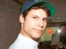 Imagem - Item de Dinho, dos Mamonas Assassinas, é encontrado intacto dentro de caixão após quase 30 anos e surpreende