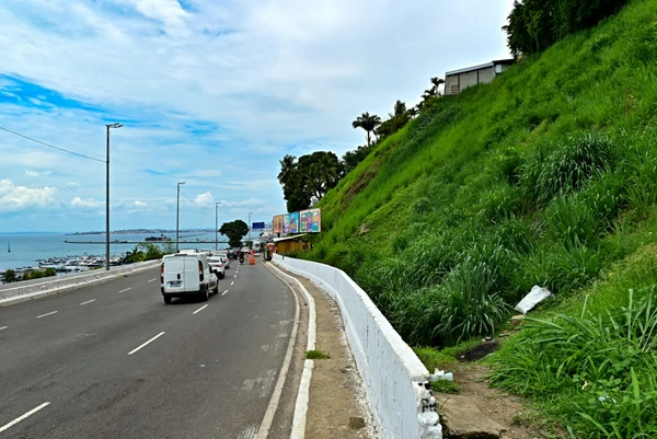 Avenida Contorno por Jefferson Peixoto / Secom PMS