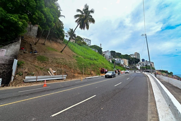 Avenida Contorno por Jefferson Peixoto / Secom PMS